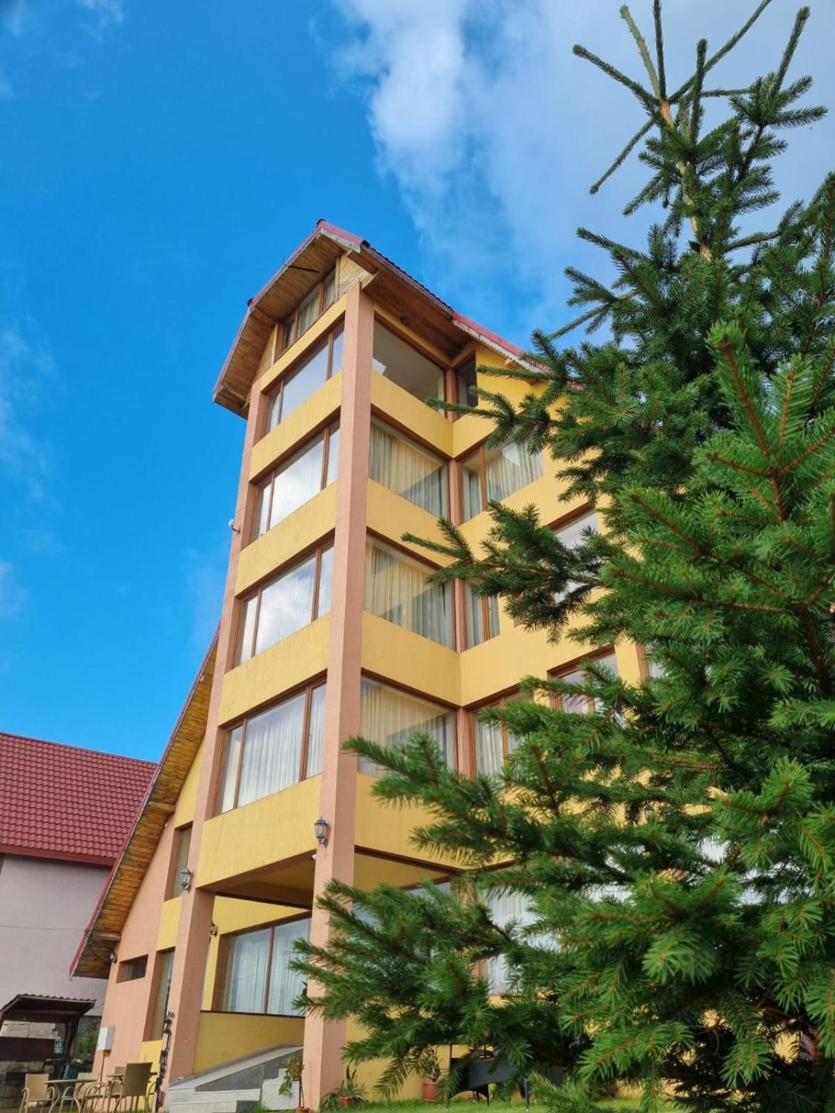 Pensiunea Zimbru รานกา ภายนอก รูปภาพ